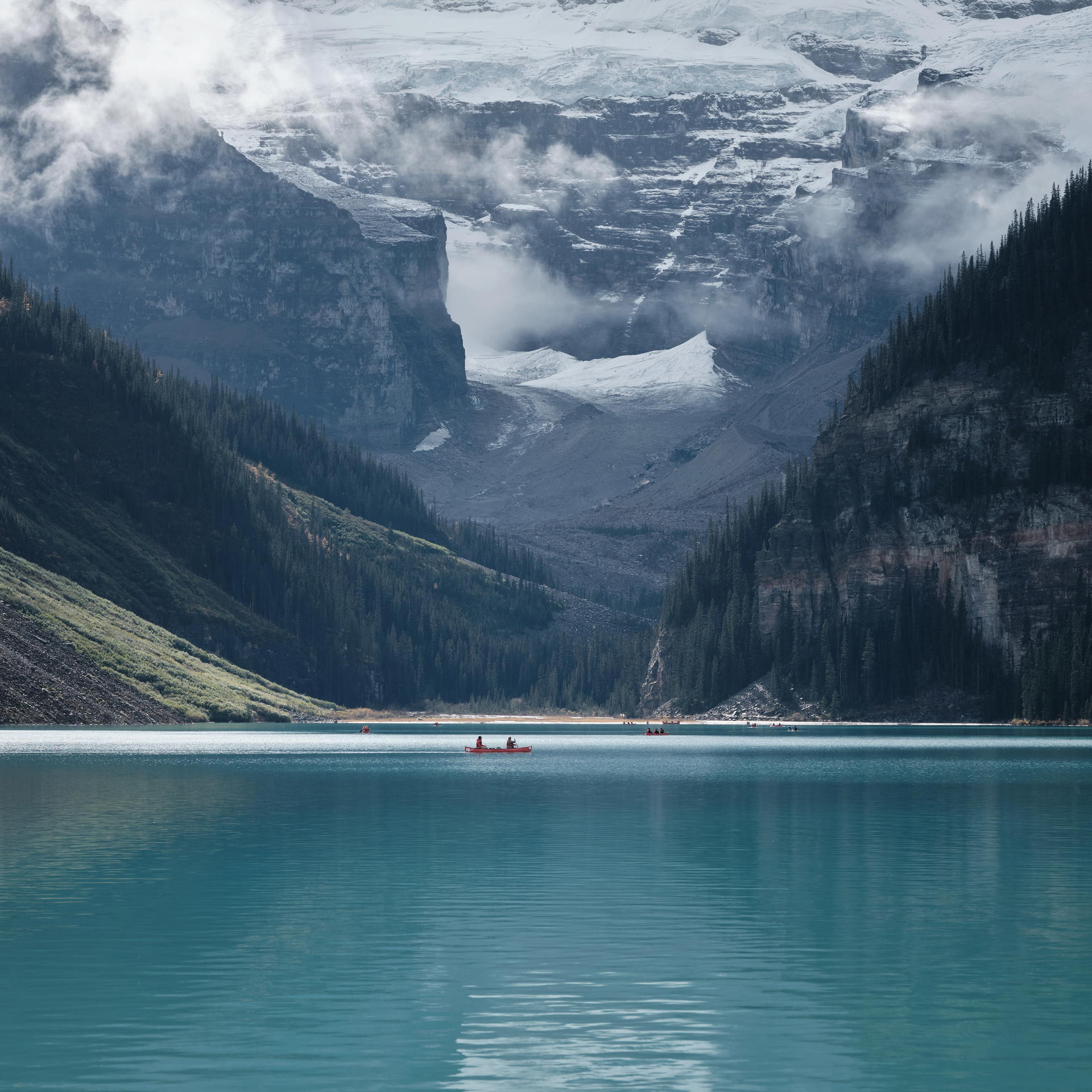 2023-09-26 14.32.50 Lake Louise_3000px.jpg