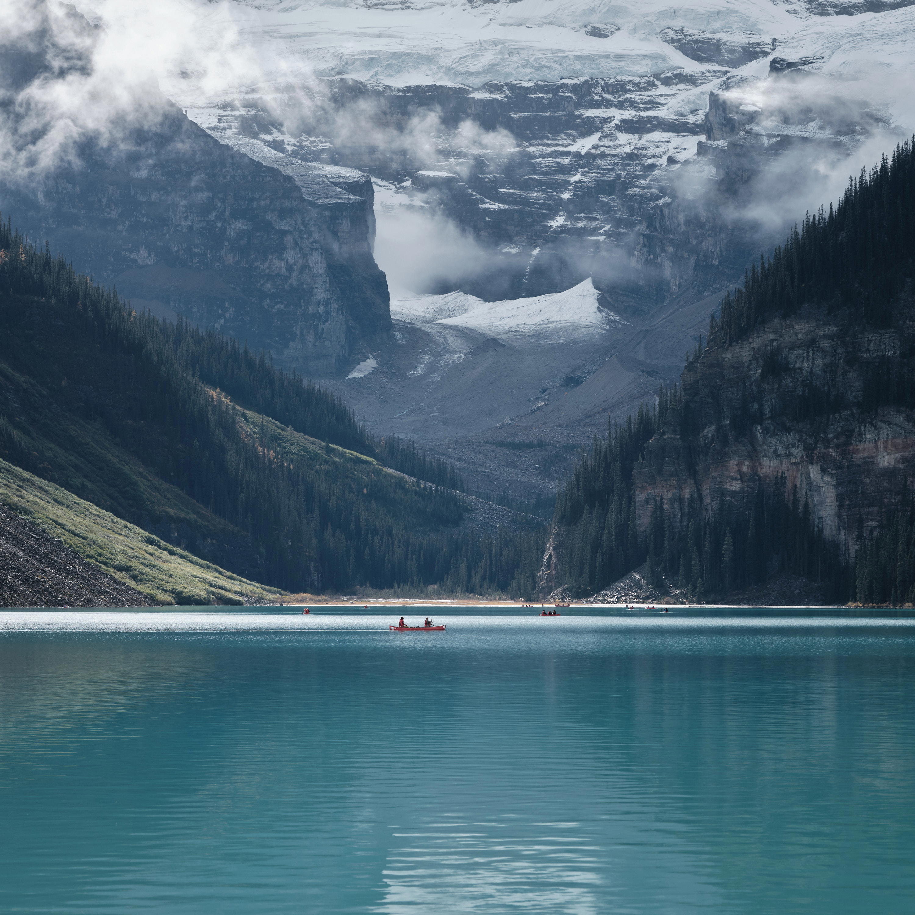 2023-09-26 14.32.50 Lake Louise_3000px.jpg