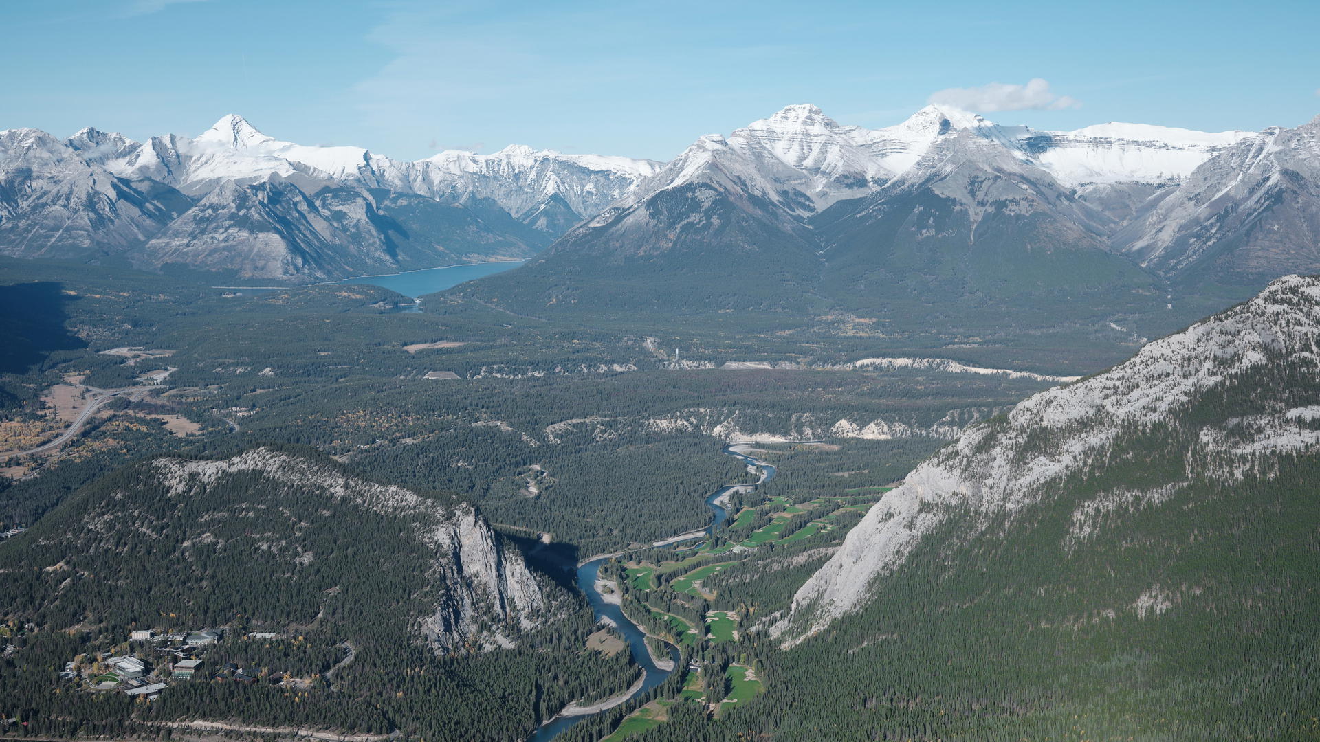 Image of Helmcken Falls in Wells Gray Provincial Park, Canada