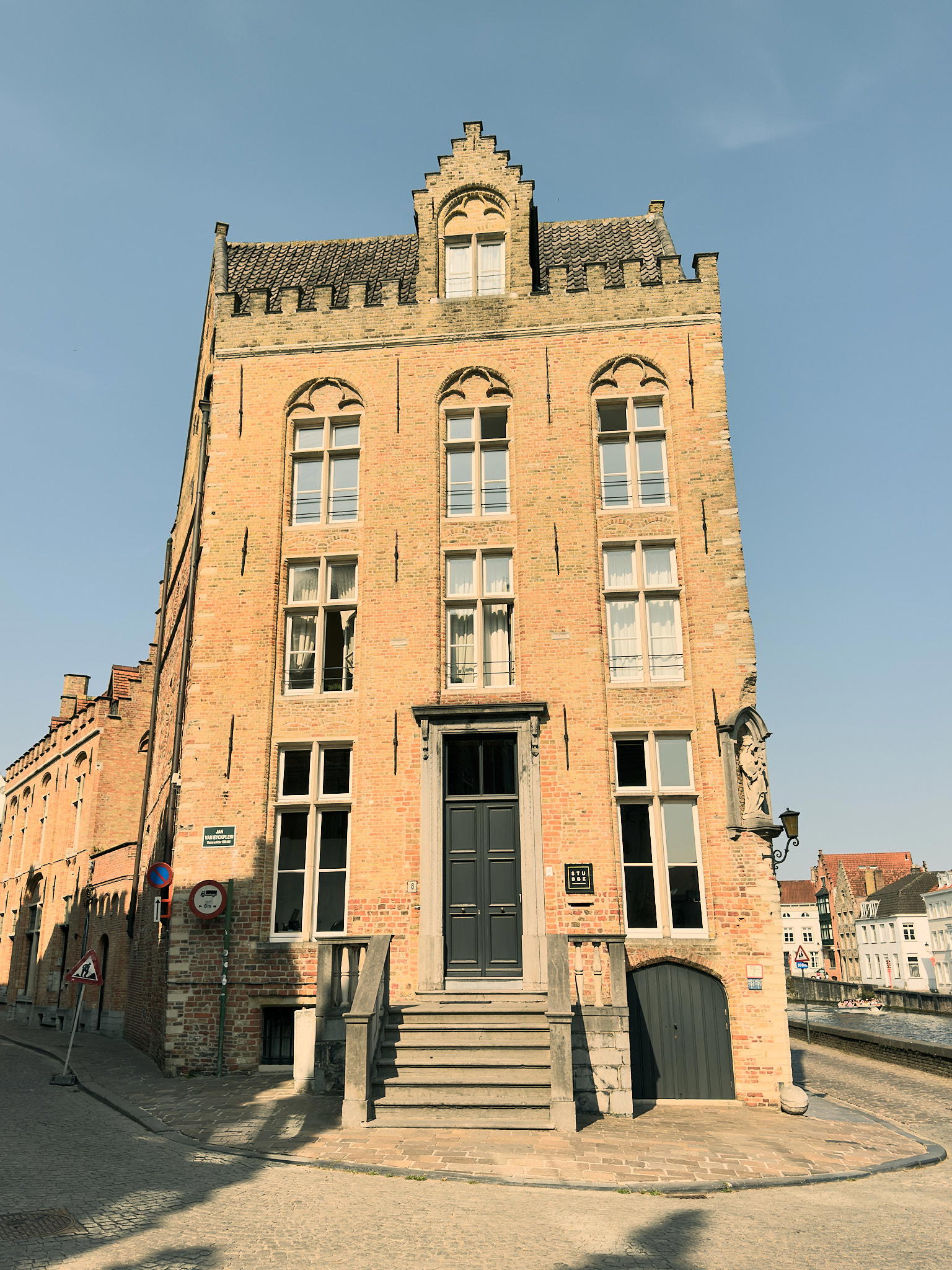 2025-06-13 17.33.51_Brugge_2048.jpg