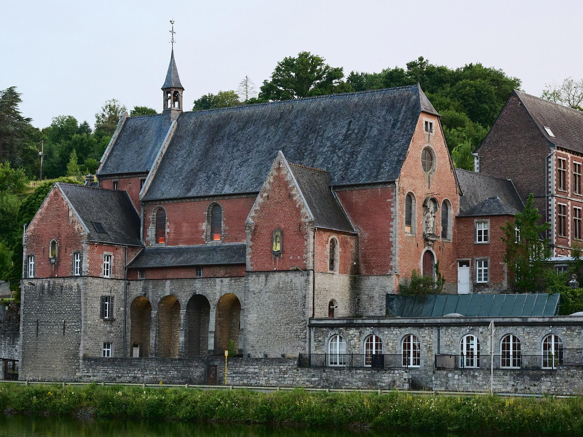 2025-06-25 20.53.20_Dinant_2048.jpg