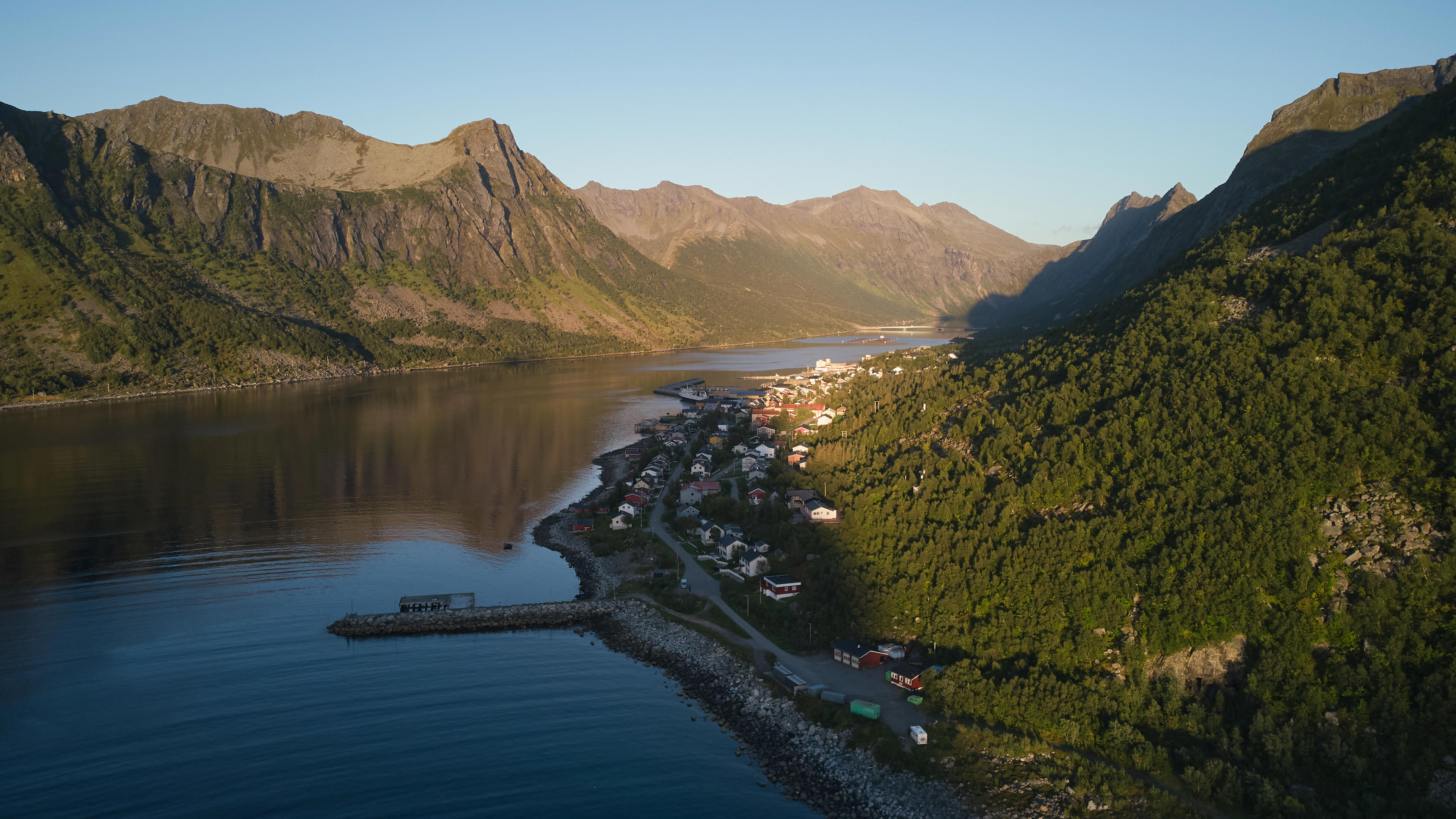 2025-09-06 18.53.55_Gryllefjord_4096.jpg