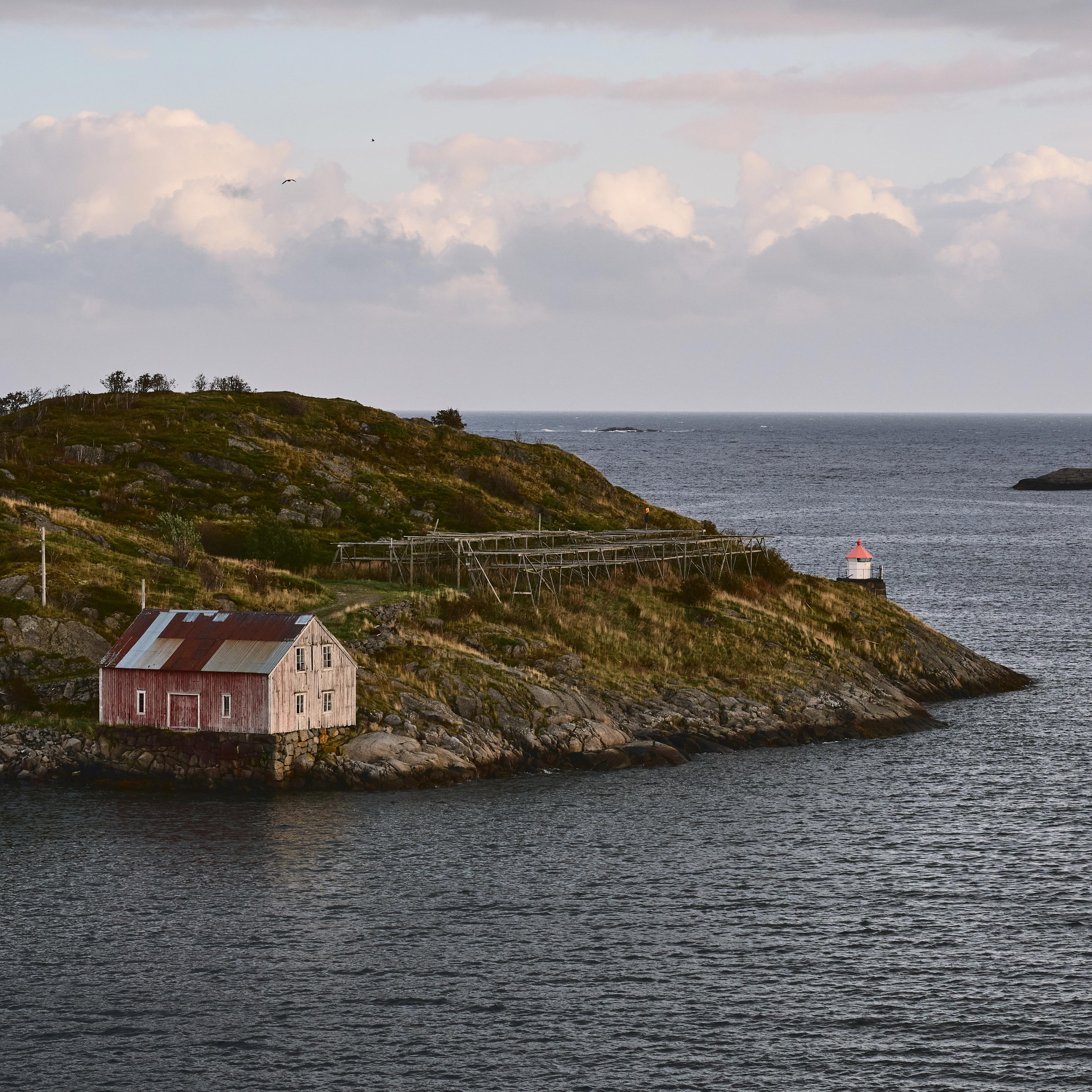 2025-09-25 16.40.38_Henningsvaer_4096.jpg