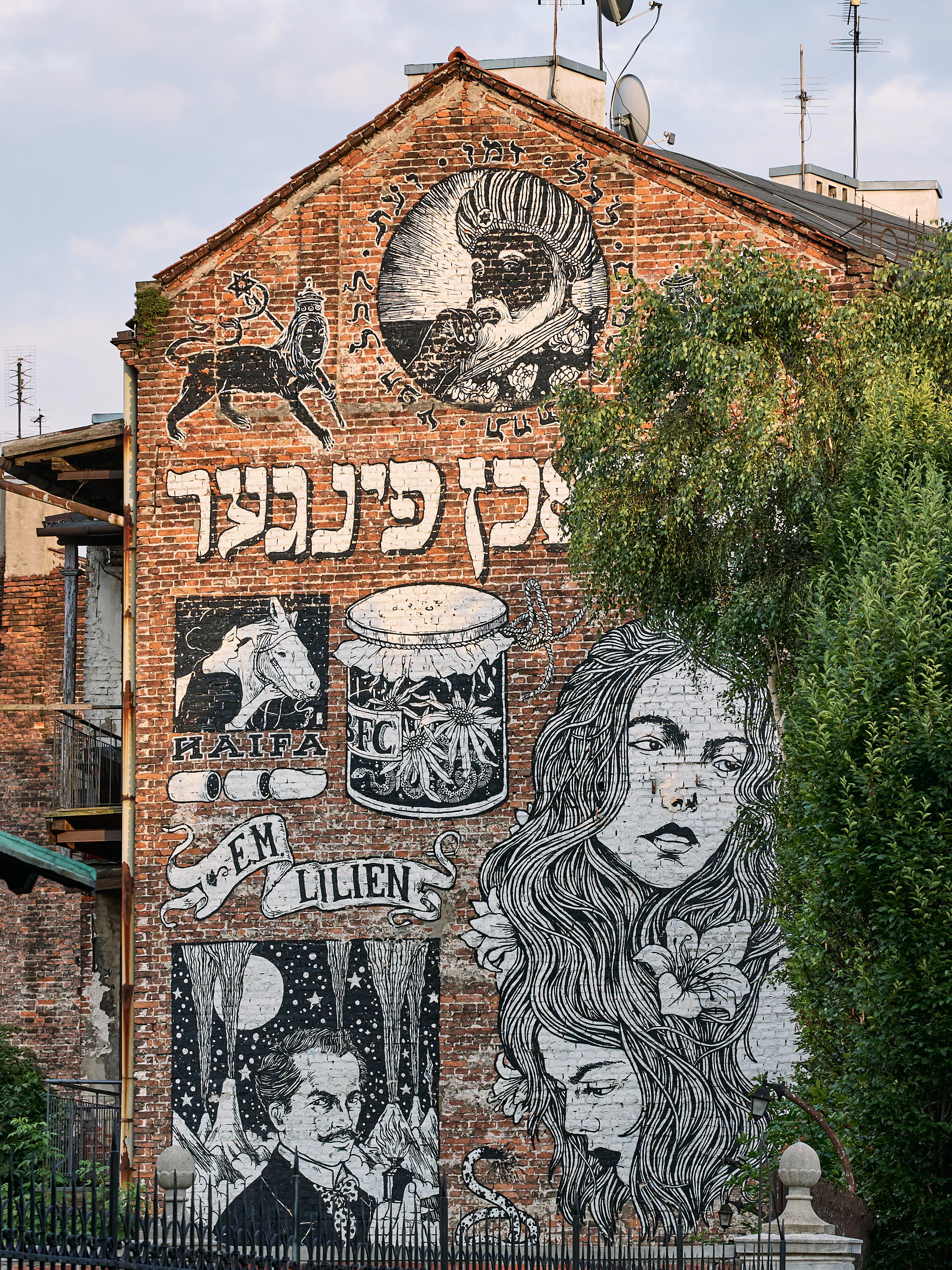 2025-07-10 19.43.18_Krakow_4096.jpg