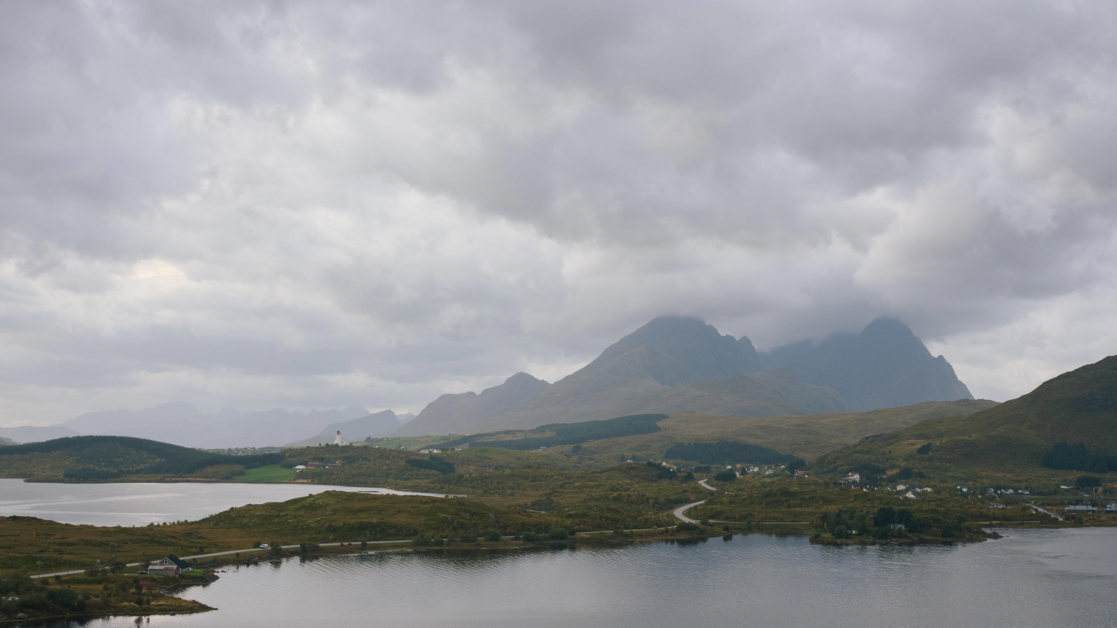 2025-09-26 13.22.52_Lofoten Beach Camp_4096.jpg