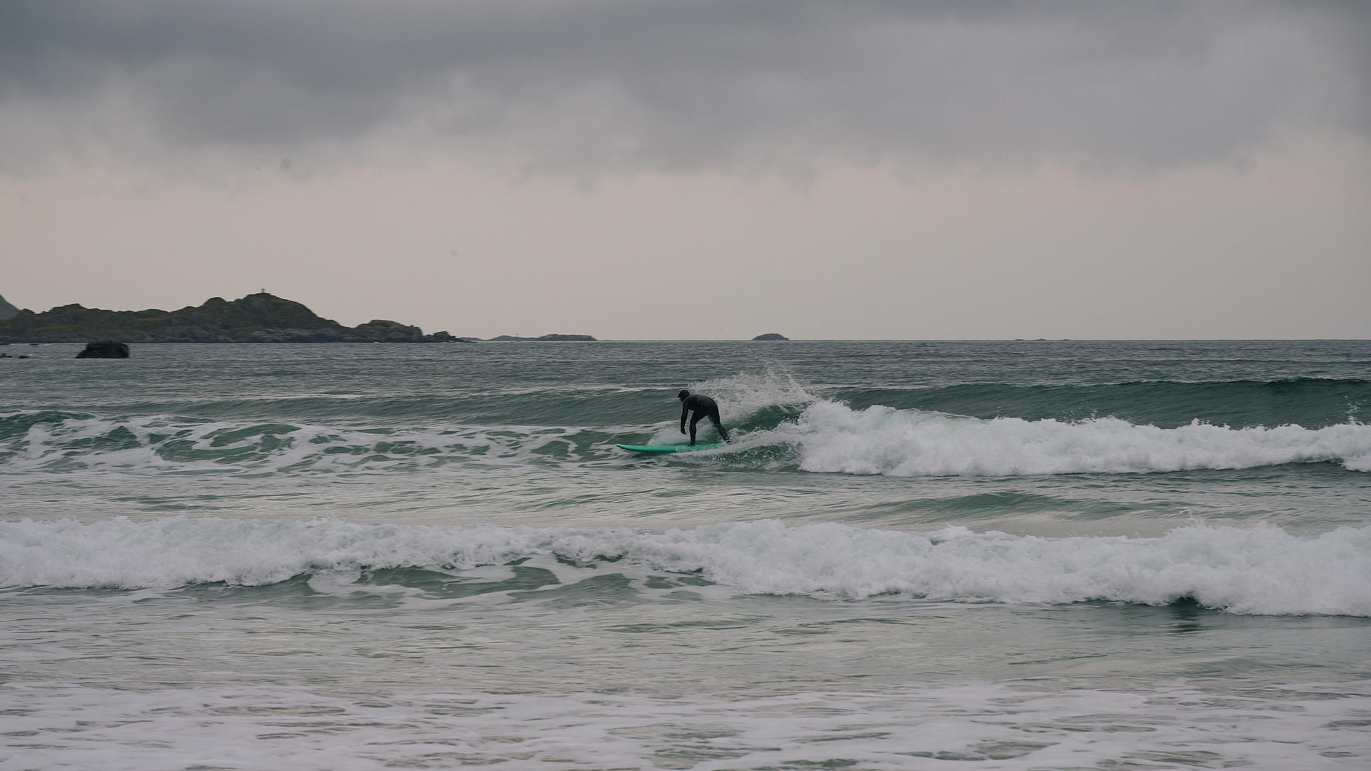 2025-09-26 16.05.06_Lofoten Beach Camp 1_2048.jpg
