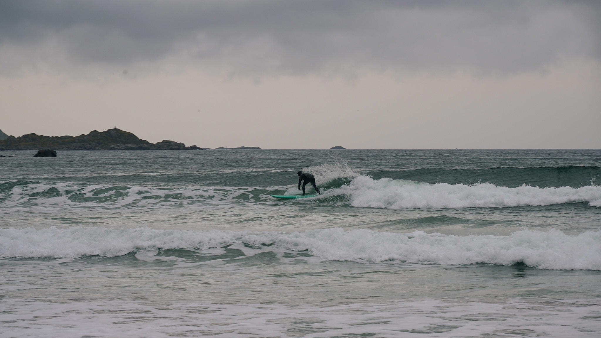 2025-09-26 16.05.06_Lofoten Beach Camp 1_2048.jpg