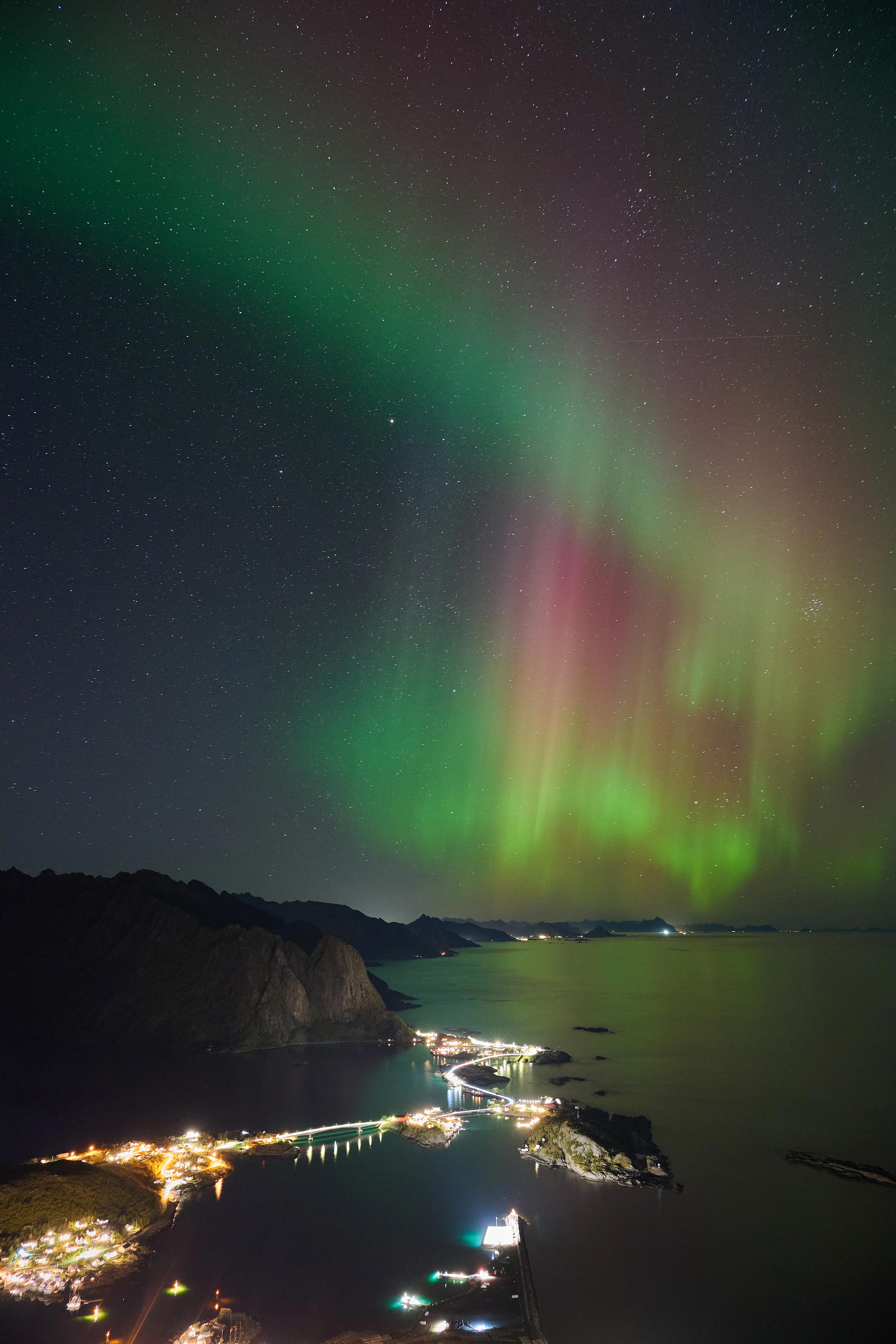 2025-09-27 21.45.40_Reine_4096.jpg