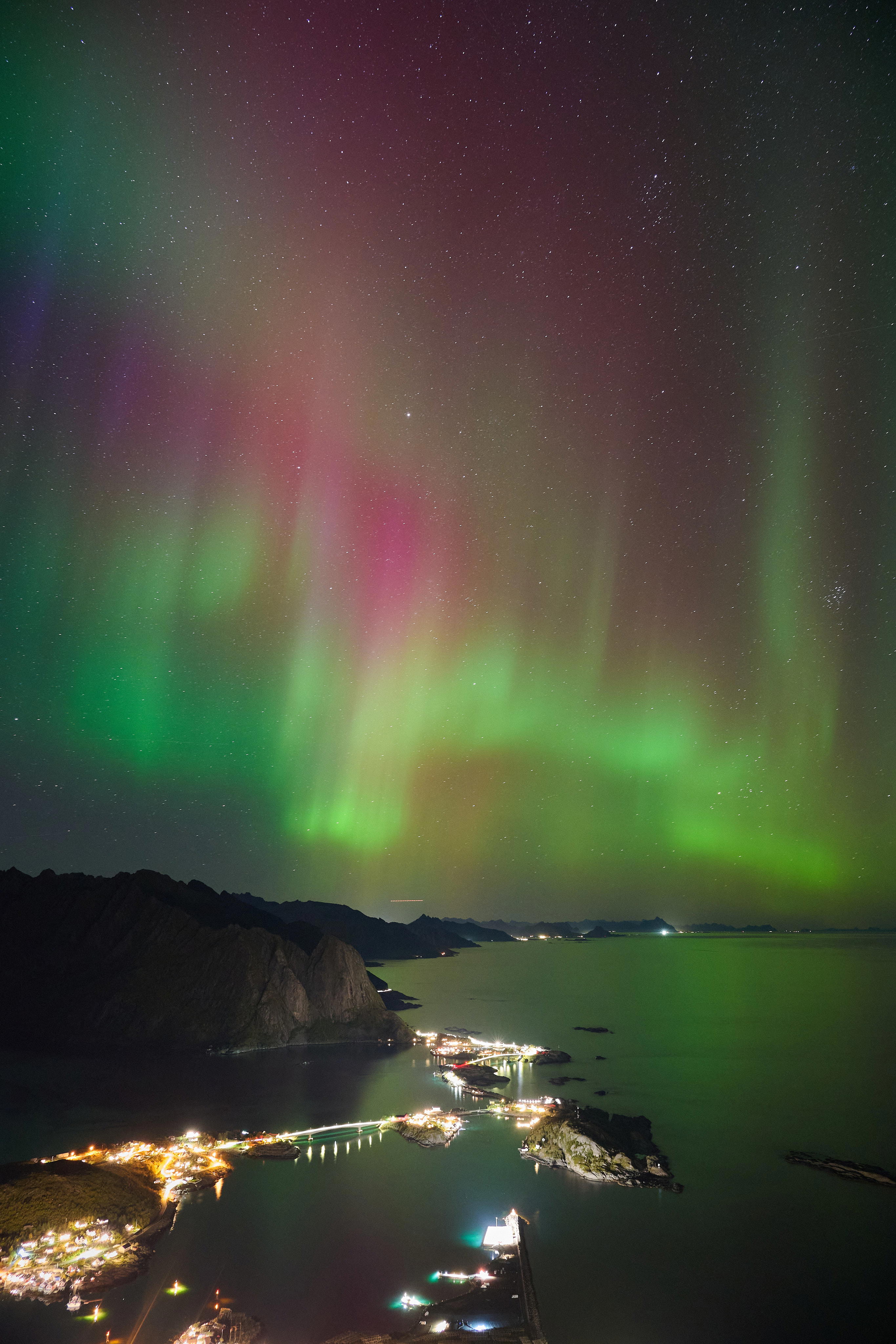 2025-09-27 21.51.57_Reine_4096.jpg