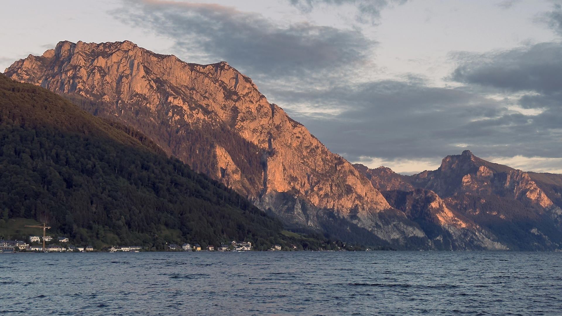 2025-07-21 20.41.28_Salzburger Land_2048.jpg