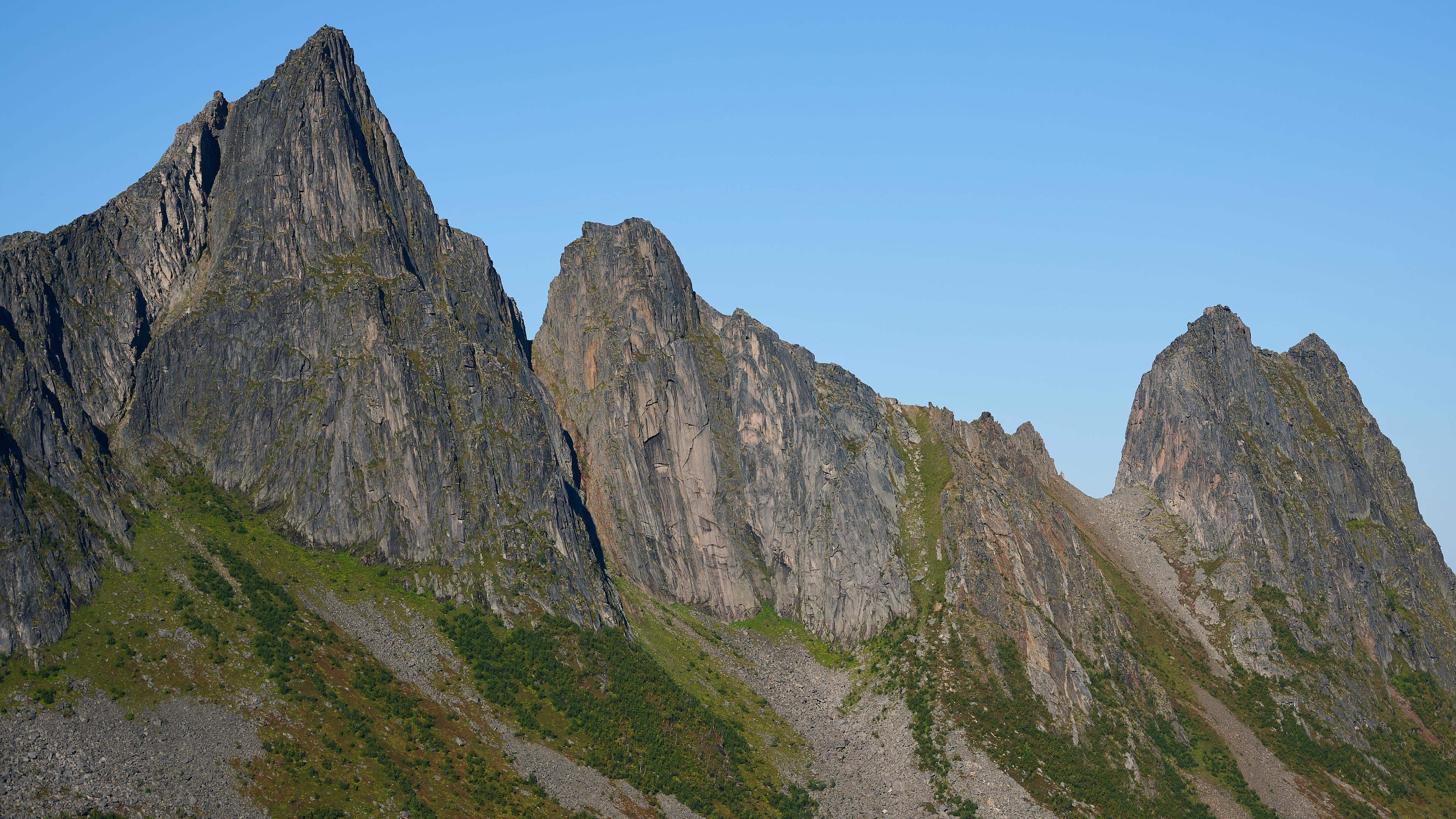 2025-09-09 12.31.36_Segla und Hesten_4096.jpg