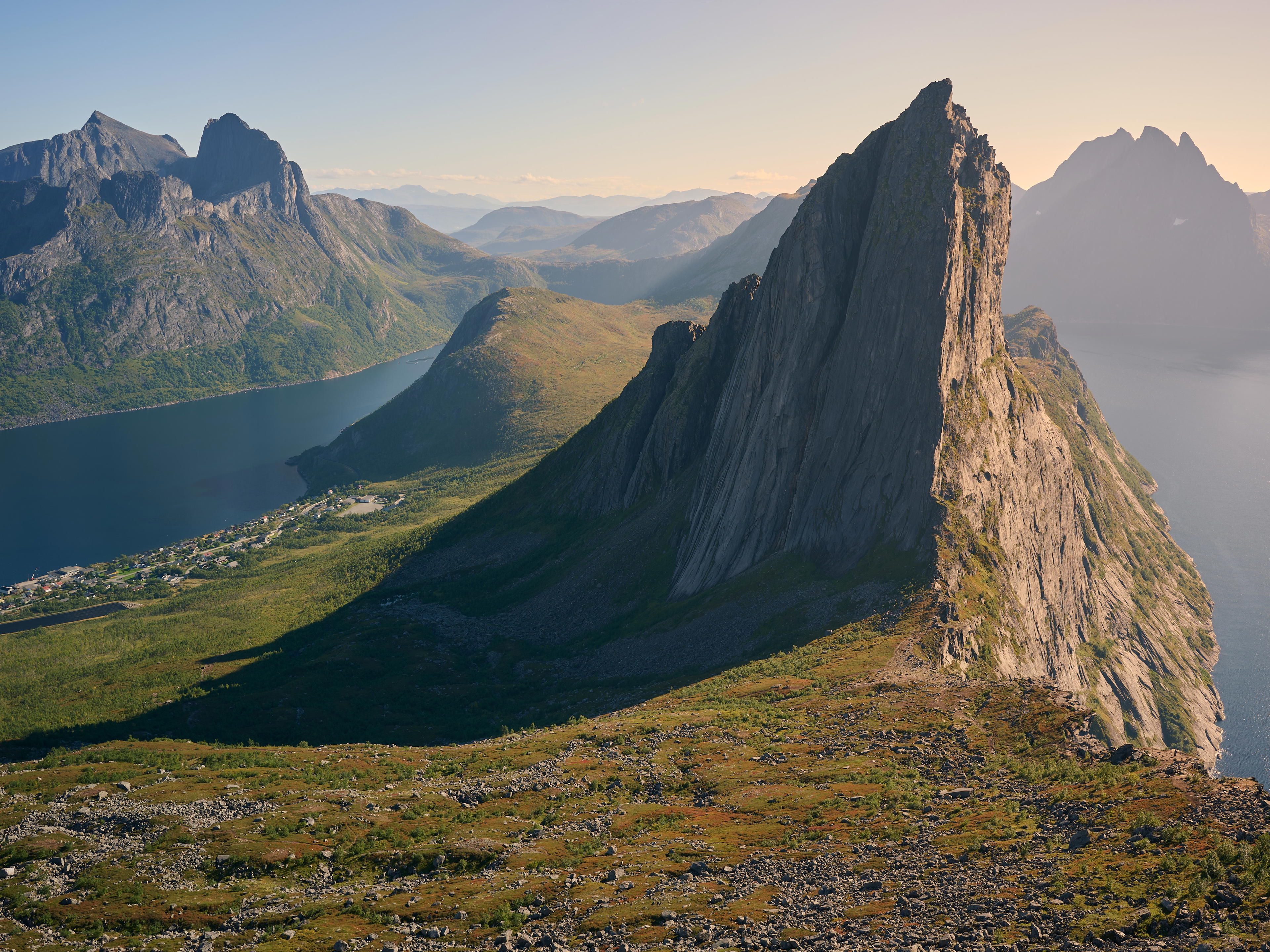 2025-09-09 13.06.31_Segla und Hesten_4096.jpg