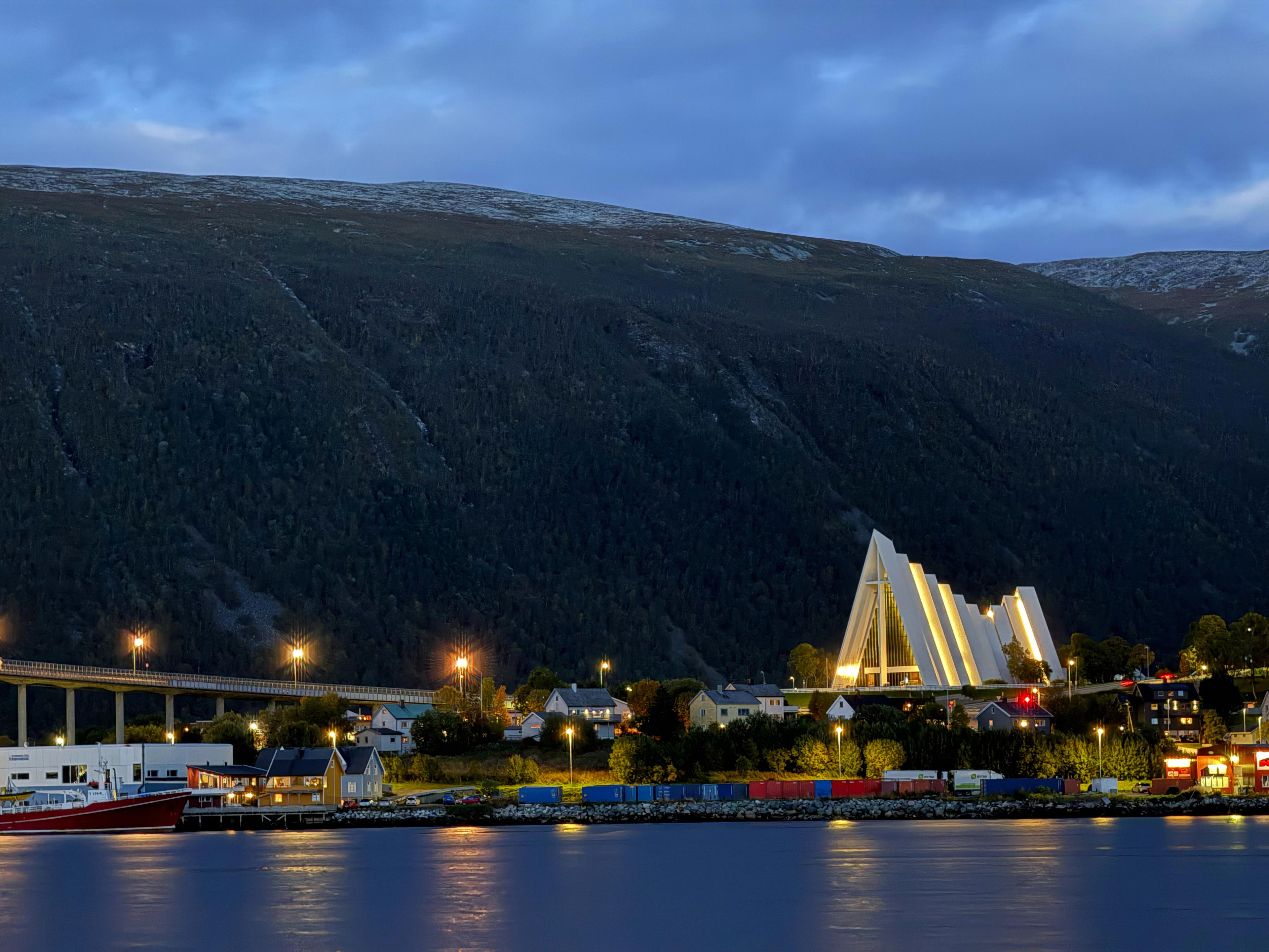 2025-09-18 20.10.35_Tromso_4096.jpg