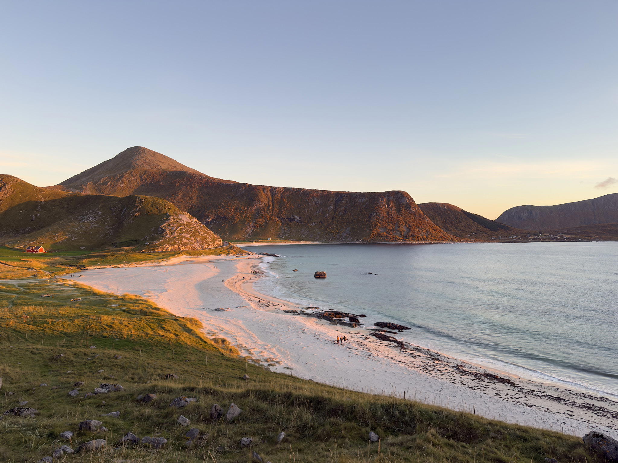 2025-10-01 18.11.36_Vik_2048.jpg