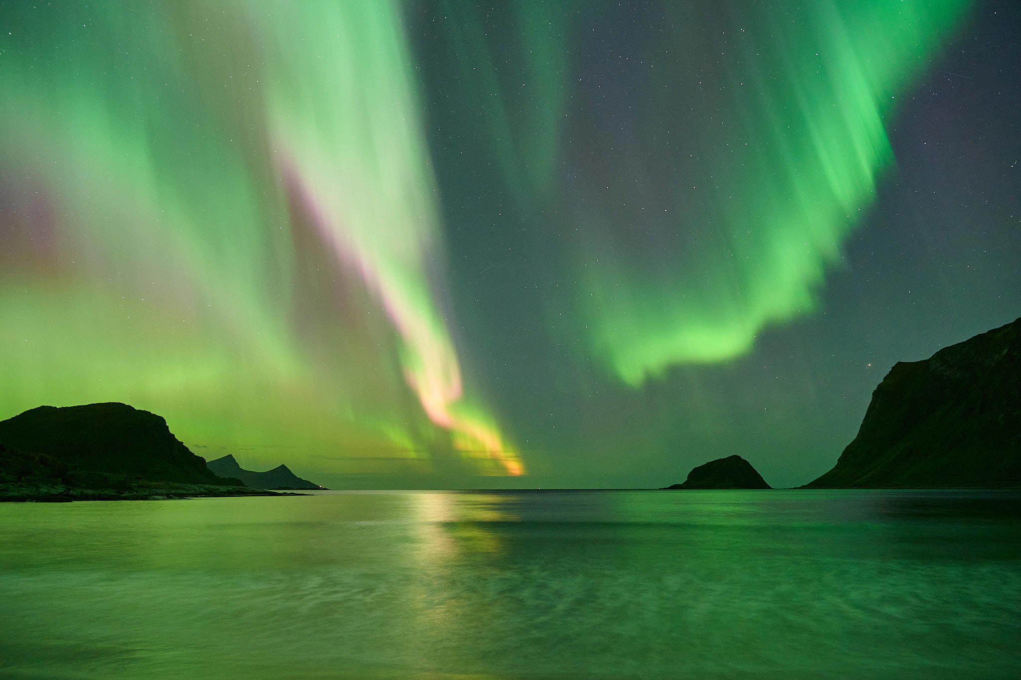 2025-10-01 22.19.23_Vik_2048.jpg