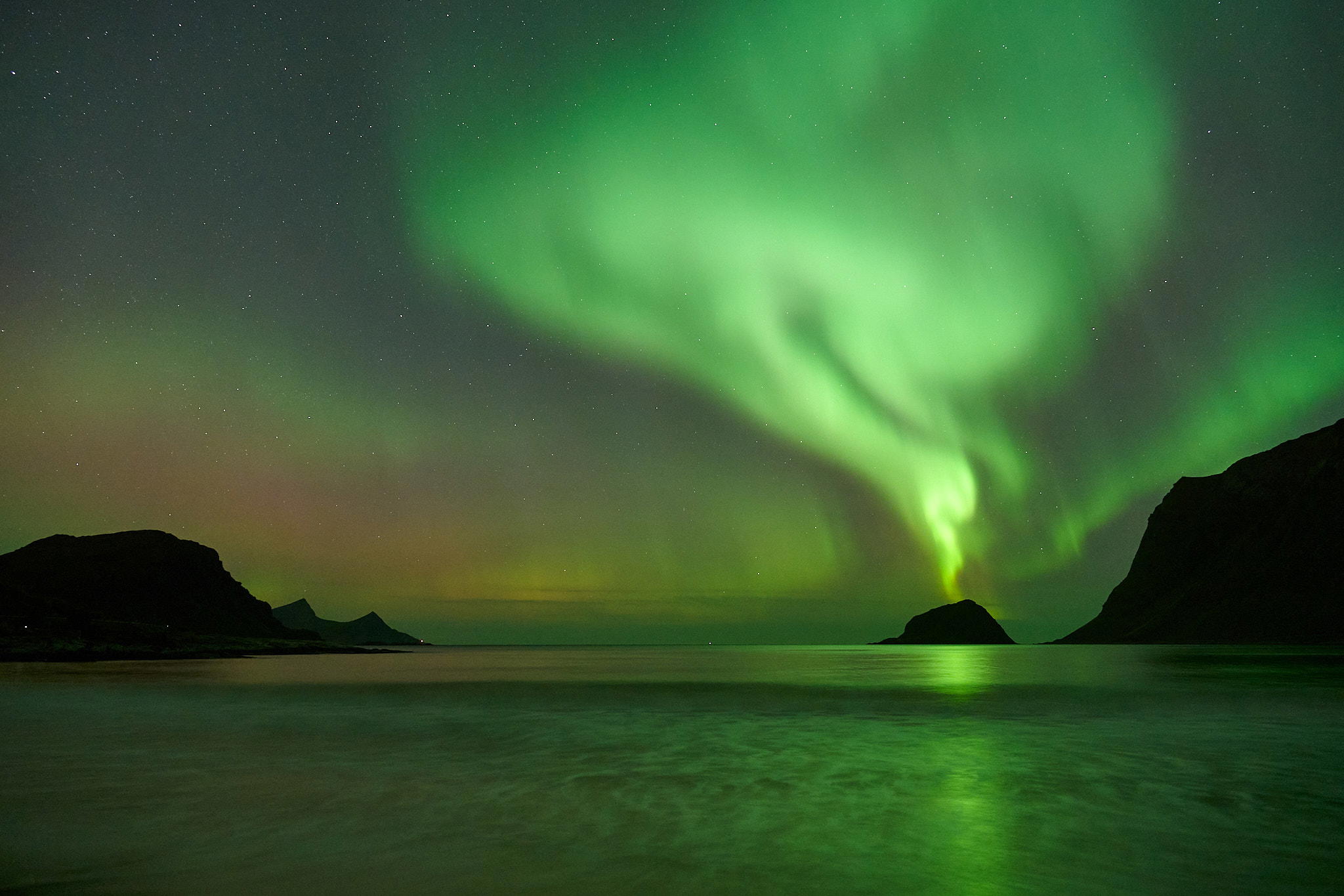 2025-10-01 22.27.35_Vik_2048.jpg