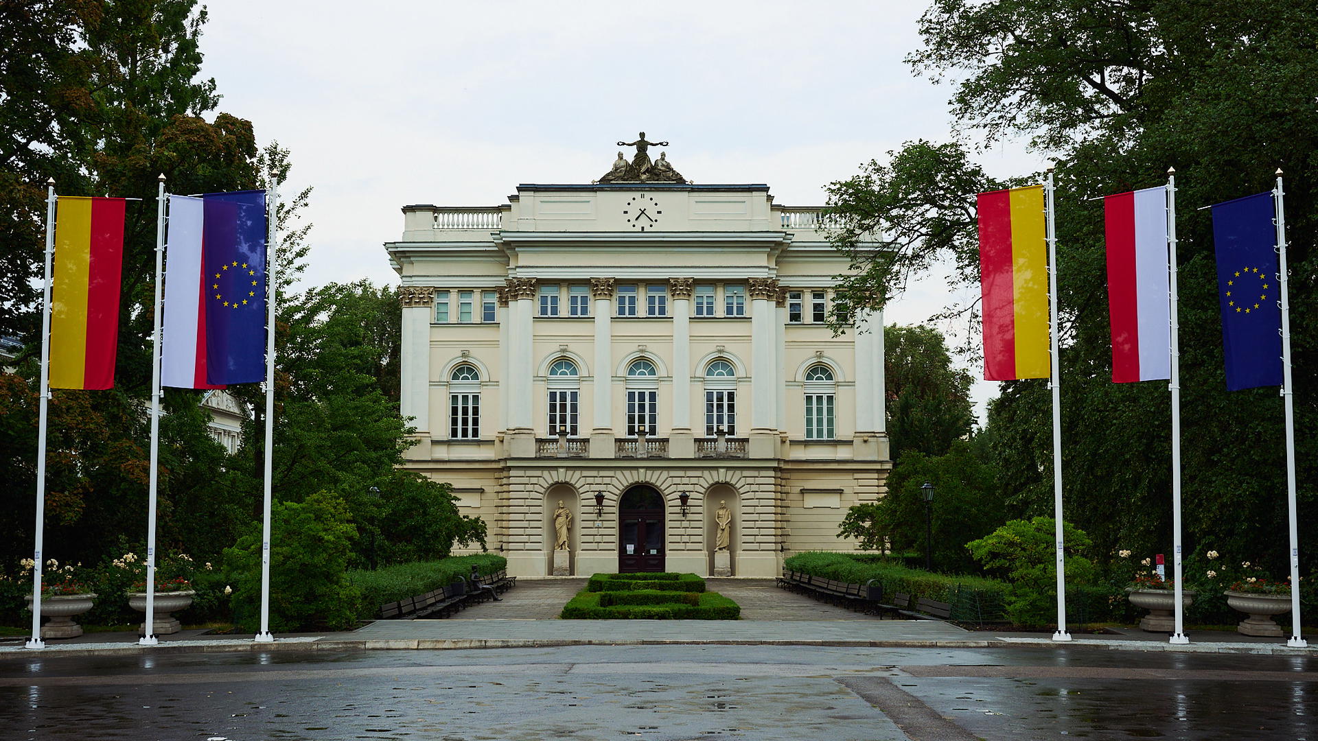 2025-07-08 19.25.05_Warszawa_2048.jpg