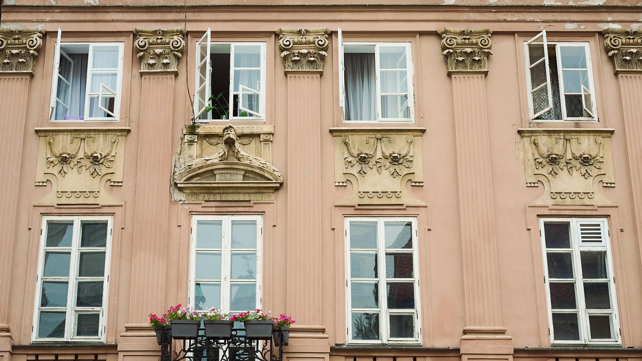 2025-07-08 20.10.26_Warszawa_2048.jpg