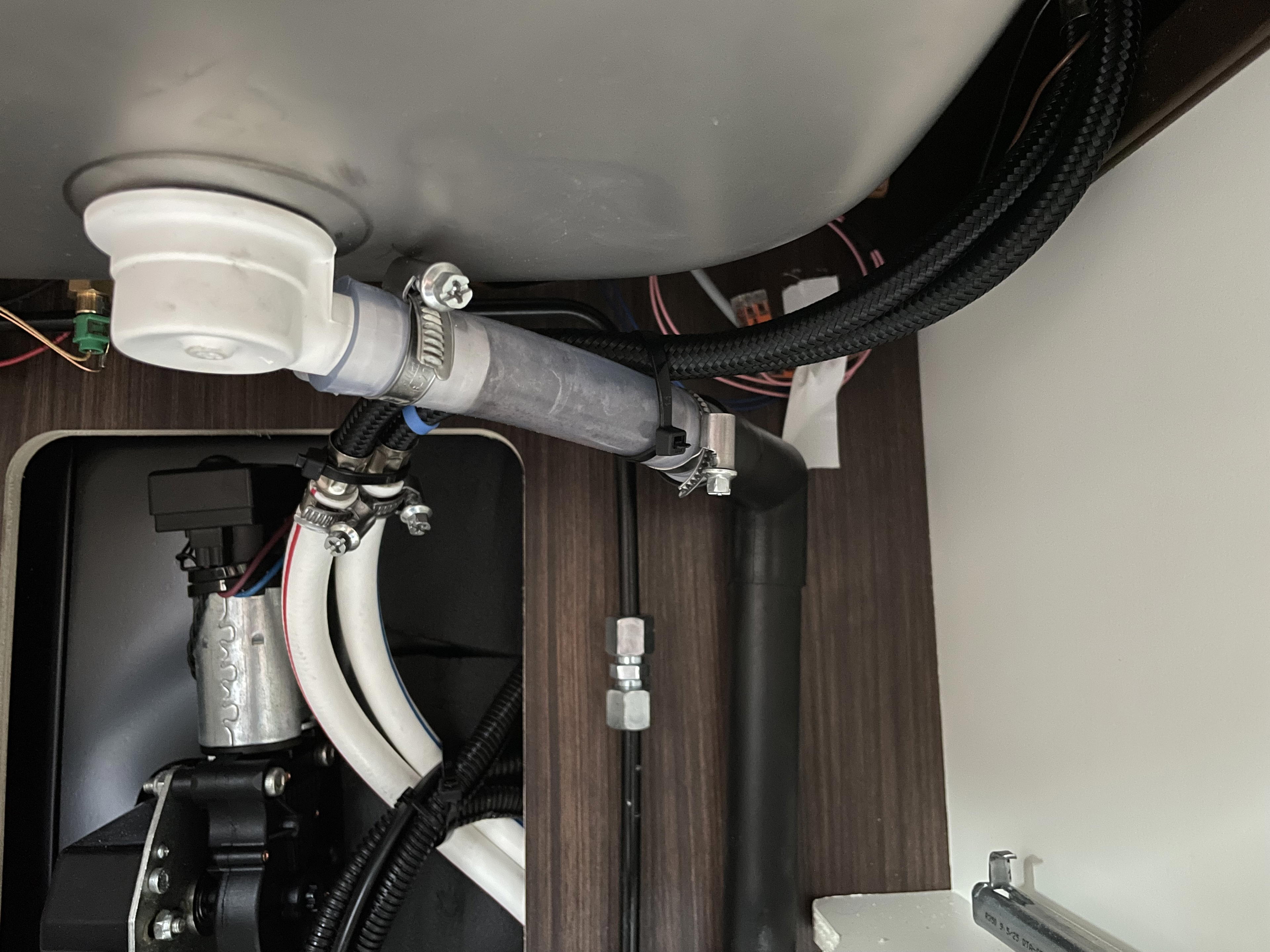 new tap with sink.jpeg