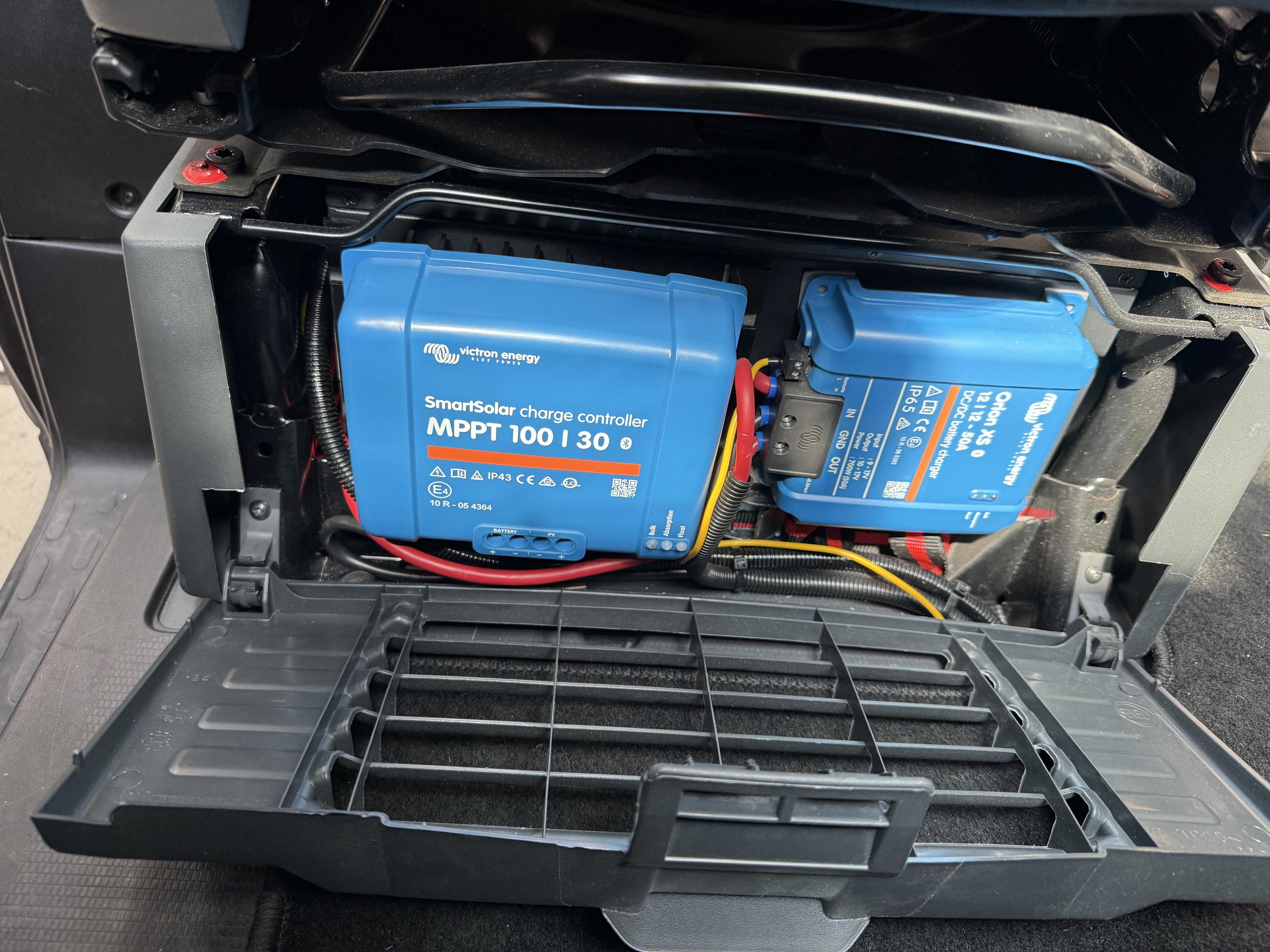 18 solar charger installed.jpeg