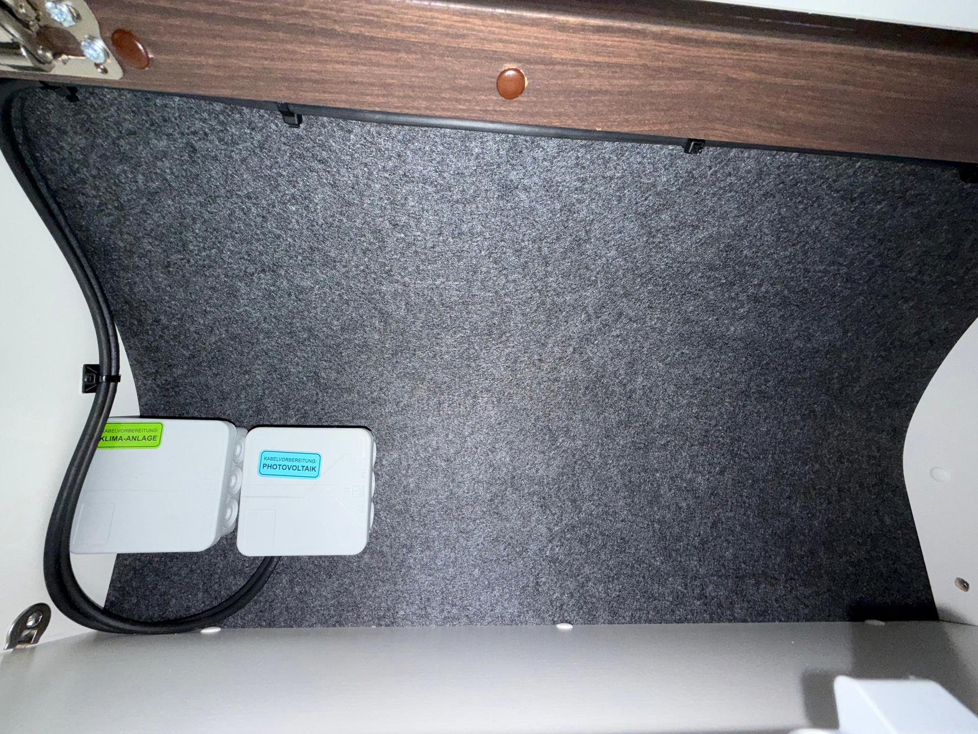 19 cabinet done.jpeg